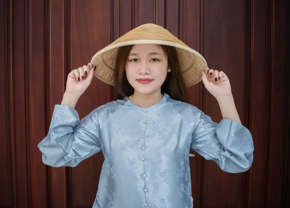 Ảnh chân dung Ms.trang English